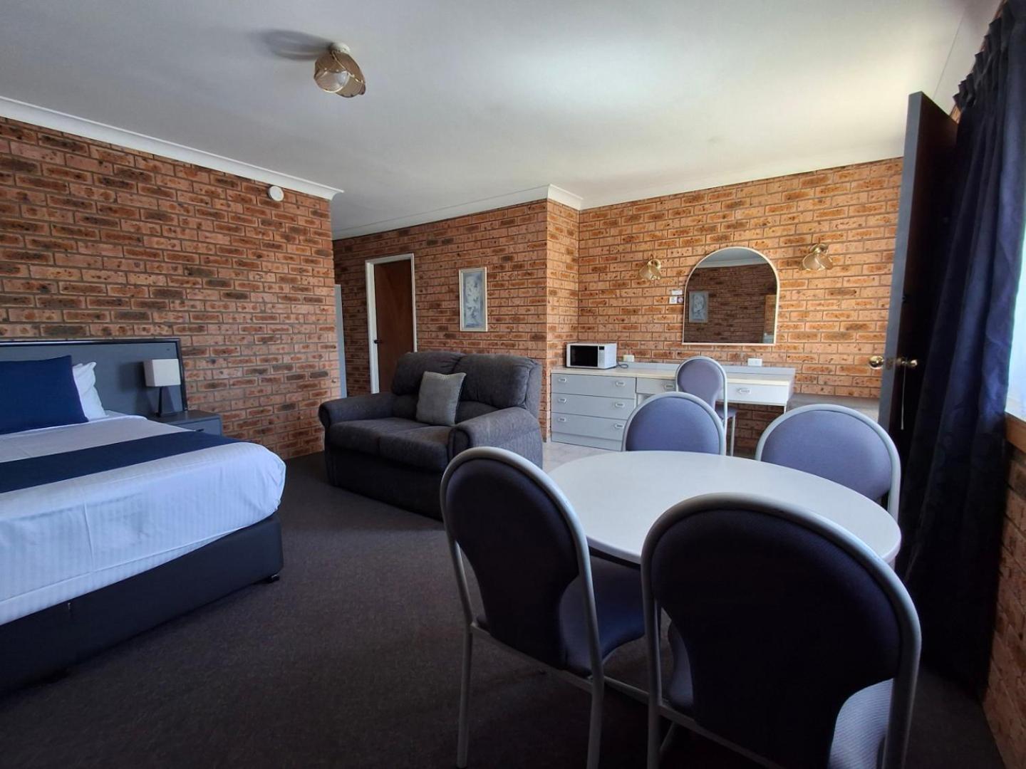 Blue Diamond Motor Inn Dubbo Eksteriør billede